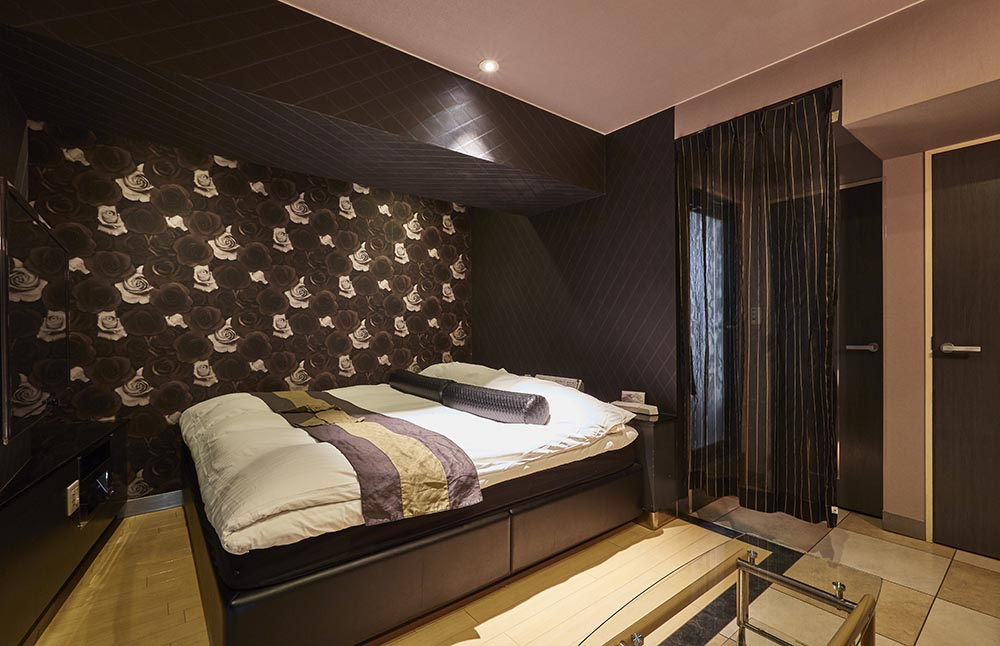 Monochro -room.NO303-