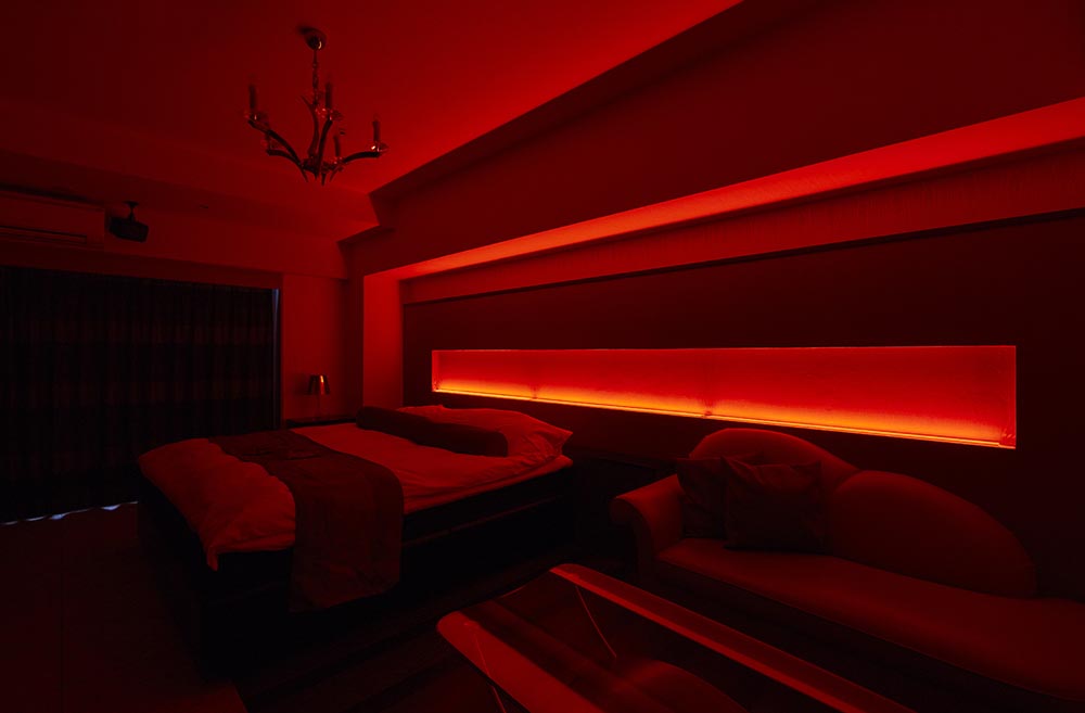 Glamourous -room.NO306-